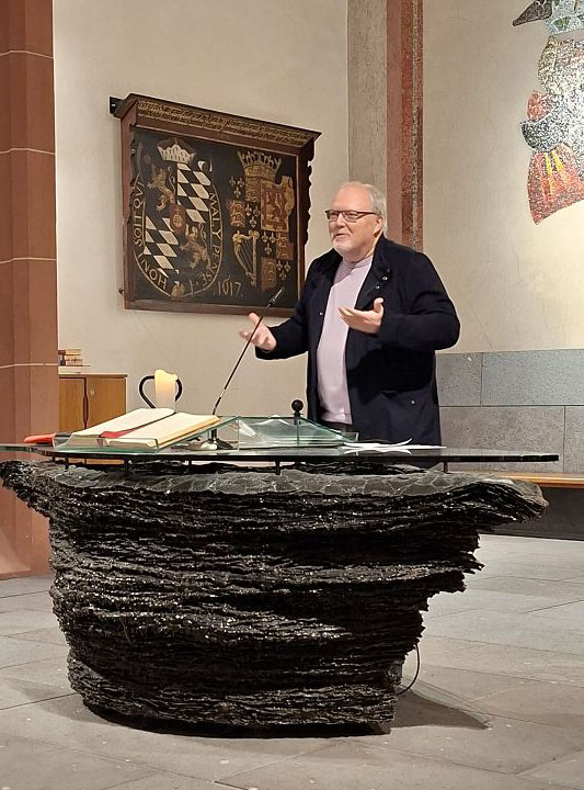 k 01.12.25 Adventsfeier 5 Pfarrer Schuster 1